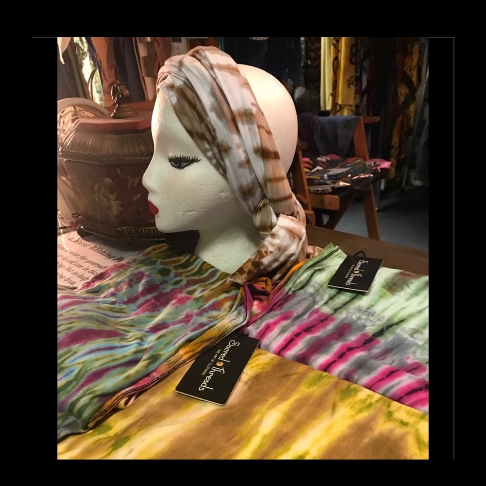 NWT. Tie-dye Scarf by Sacred Threads. BL/RD 2. 221045 - Picture 3 of 3